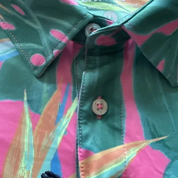 Chubbies Performance Golf Polo Size M SLIM FIT The Birds Of Paradise Floral NWT - Picture 2 of 9